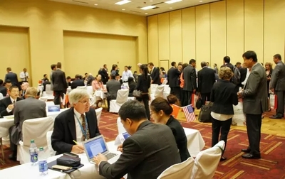 推進(jìn)互利共贏對(duì)美經(jīng)貿(mào)合作關(guān)系新發(fā)展